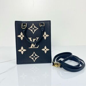 Louis Vuitton Petit Sac Plat